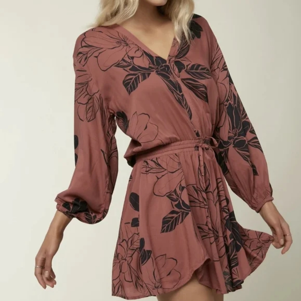 🌊O'Neill Marino Bohemian Floral Print Long-sleeve Dress - MEDIUM